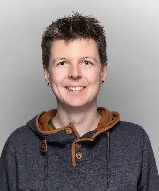 Supportdeskmedewerker Henk de Roos van All You Can Learn